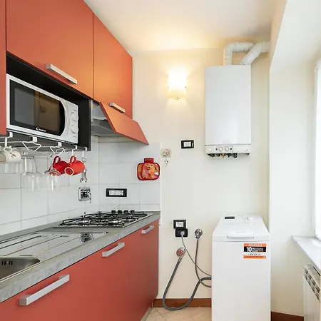 Centro - 250m Da Stazione Ferroviaria Genua